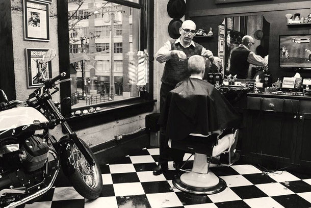 image of farzad's barbershop 